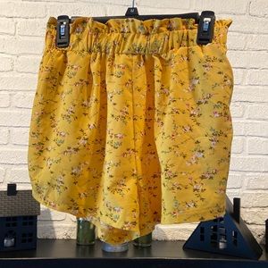 SHEIN size L floral shorts! Never worn